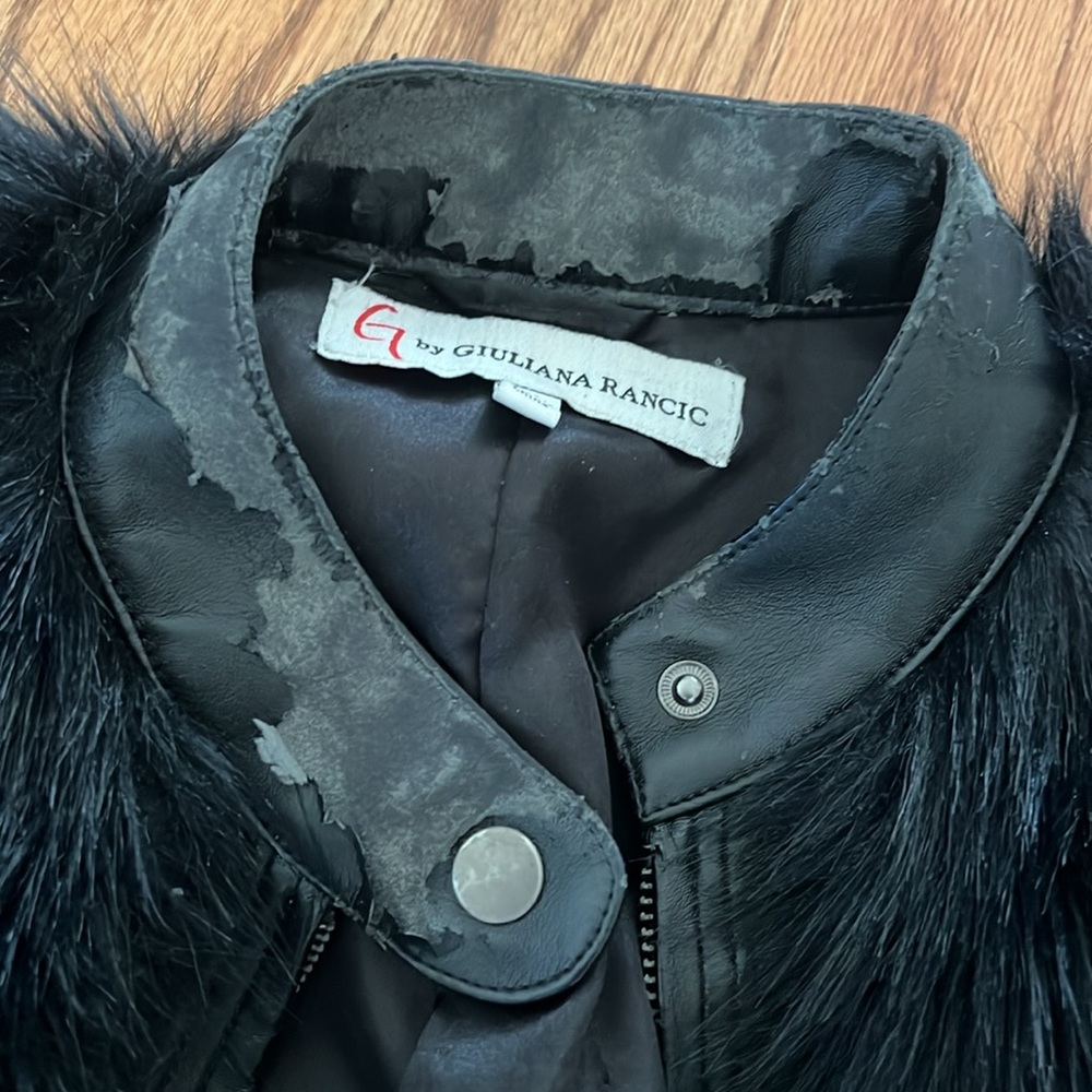 Fur coat - Picture 2 of 5